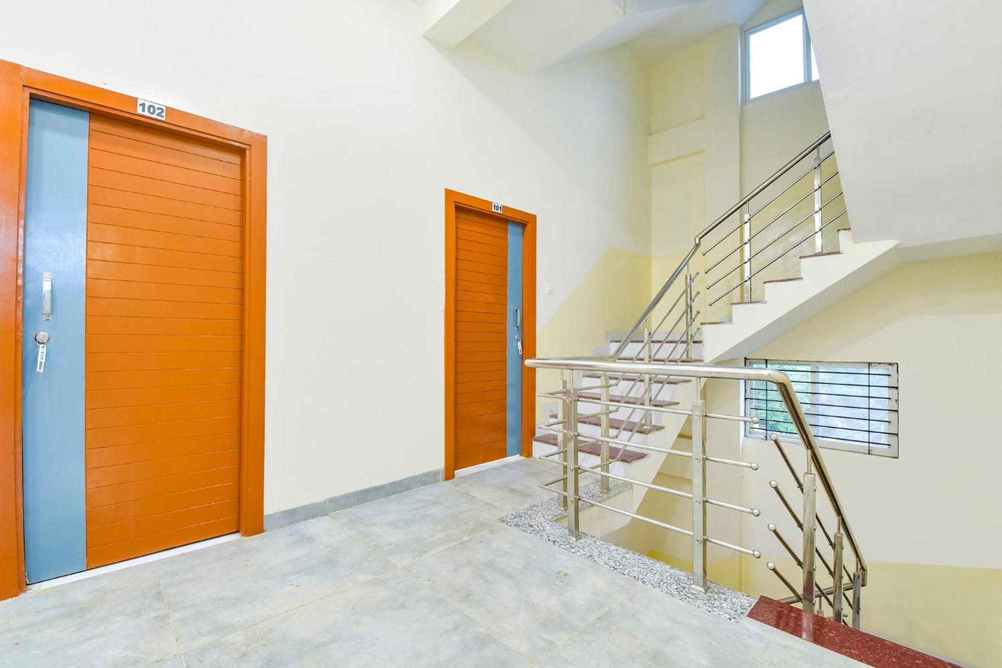 Fabhotel Grand Embassy Indore Exteriör bild